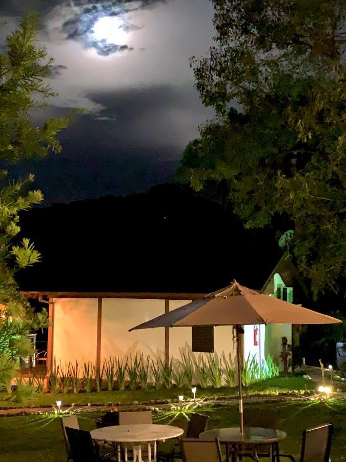Chales Cinco Estrelas Monte Verde  Buitenkant foto
